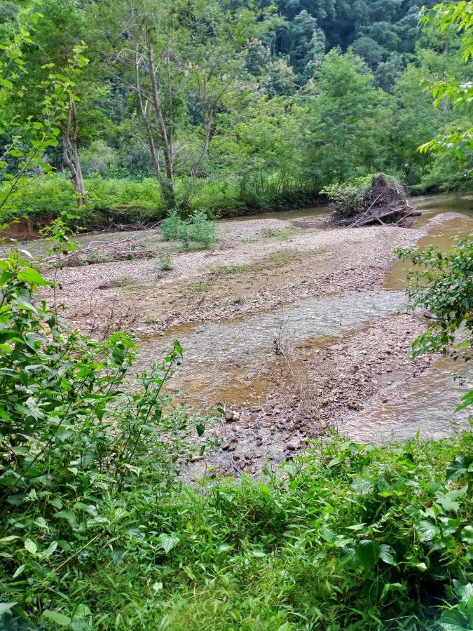 Campingsite Swimming Pool Ban Nongkham Extérieur photo
