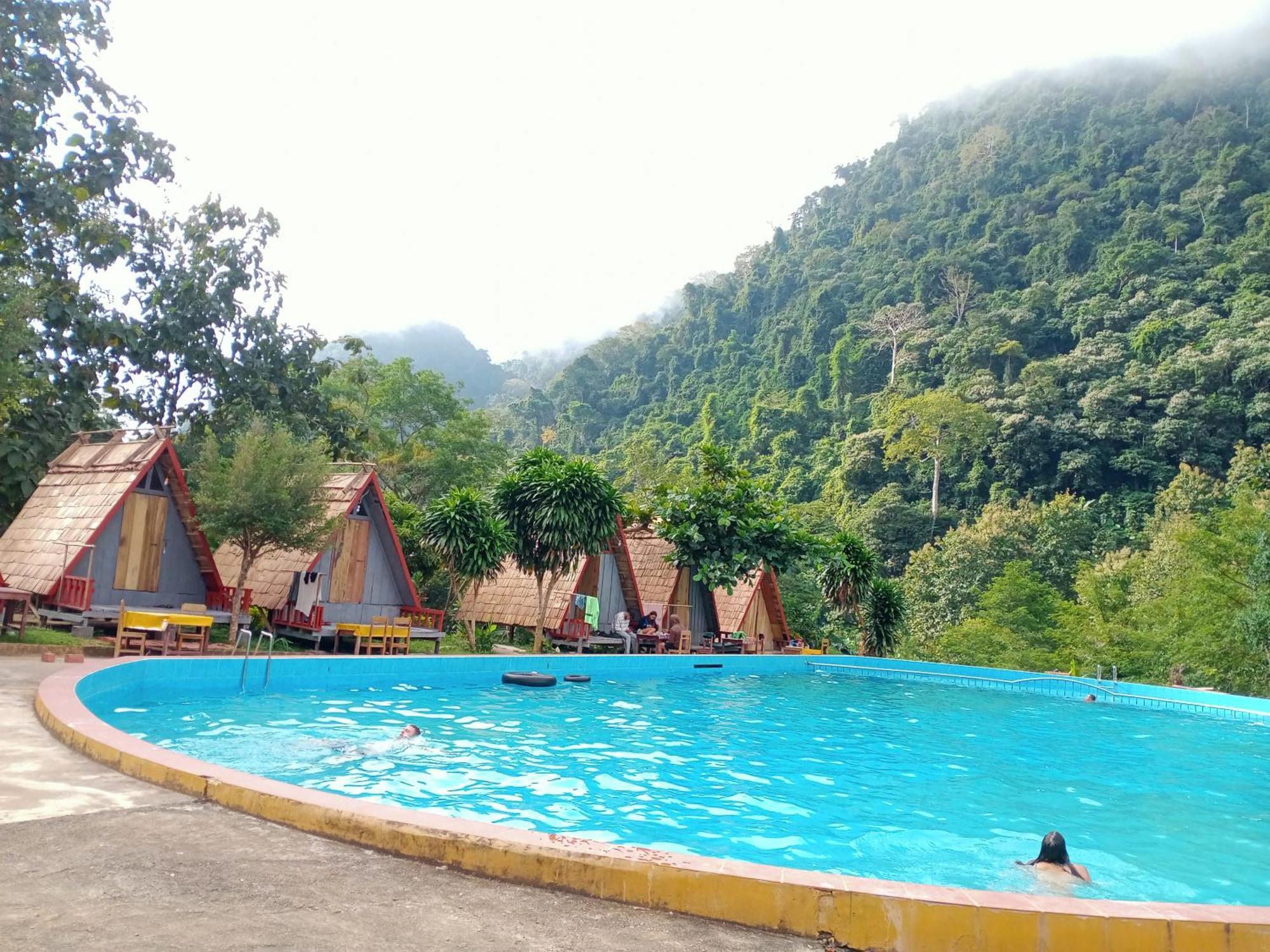 Campingsite Swimming Pool Ban Nongkham Extérieur photo