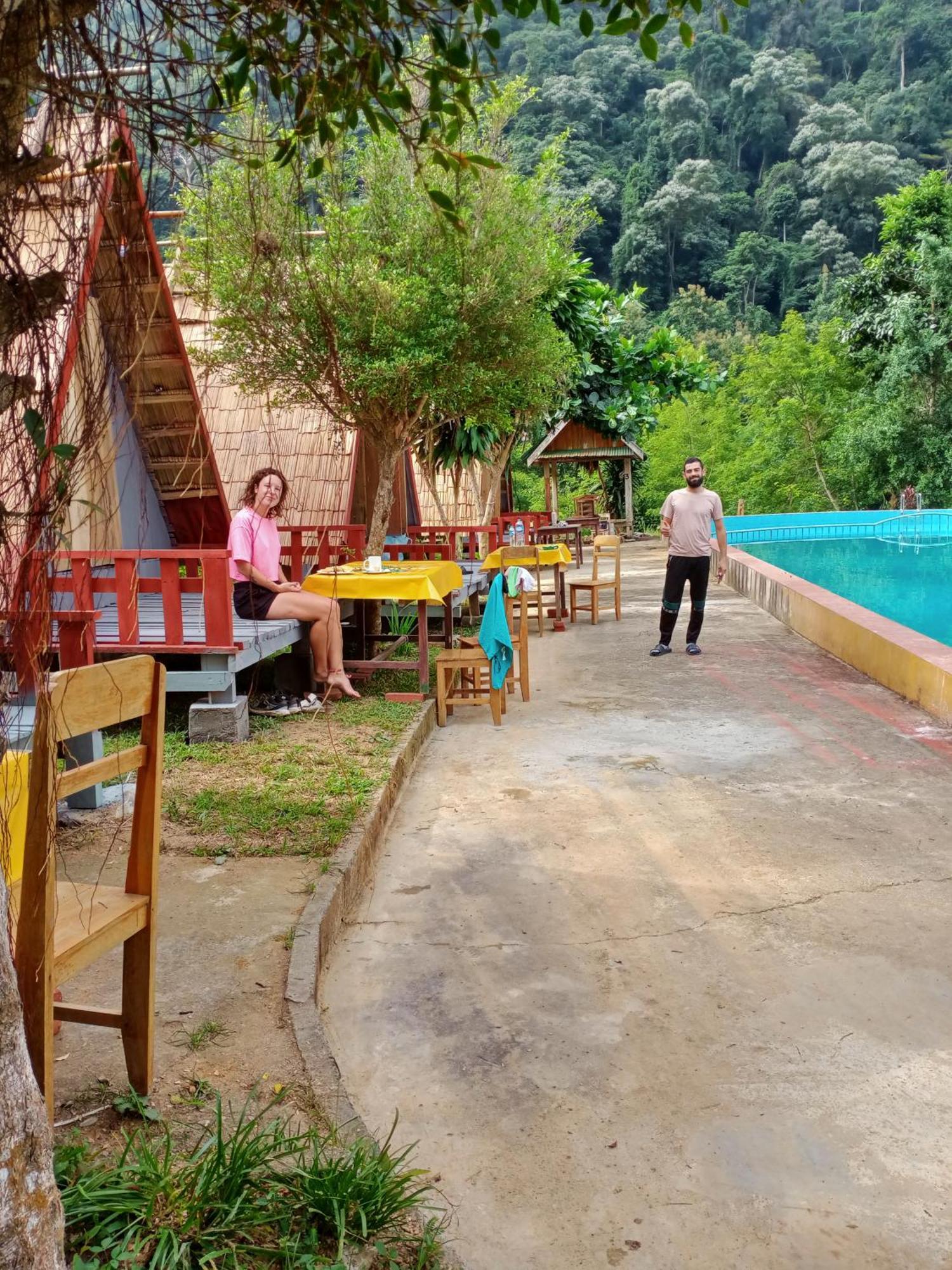 Campingsite Swimming Pool Ban Nongkham Extérieur photo