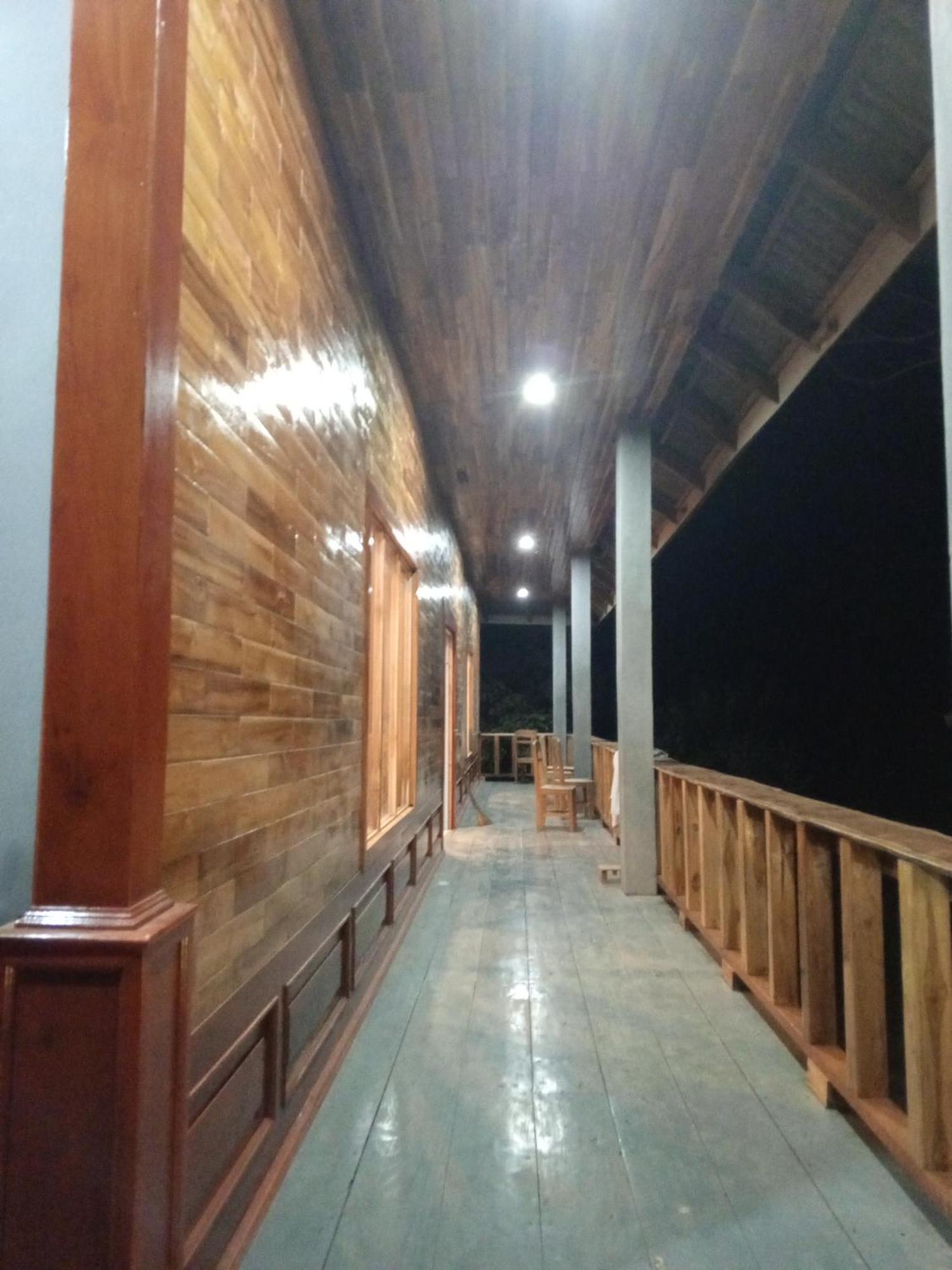 Campingsite Swimming Pool Ban Nongkham Extérieur photo
